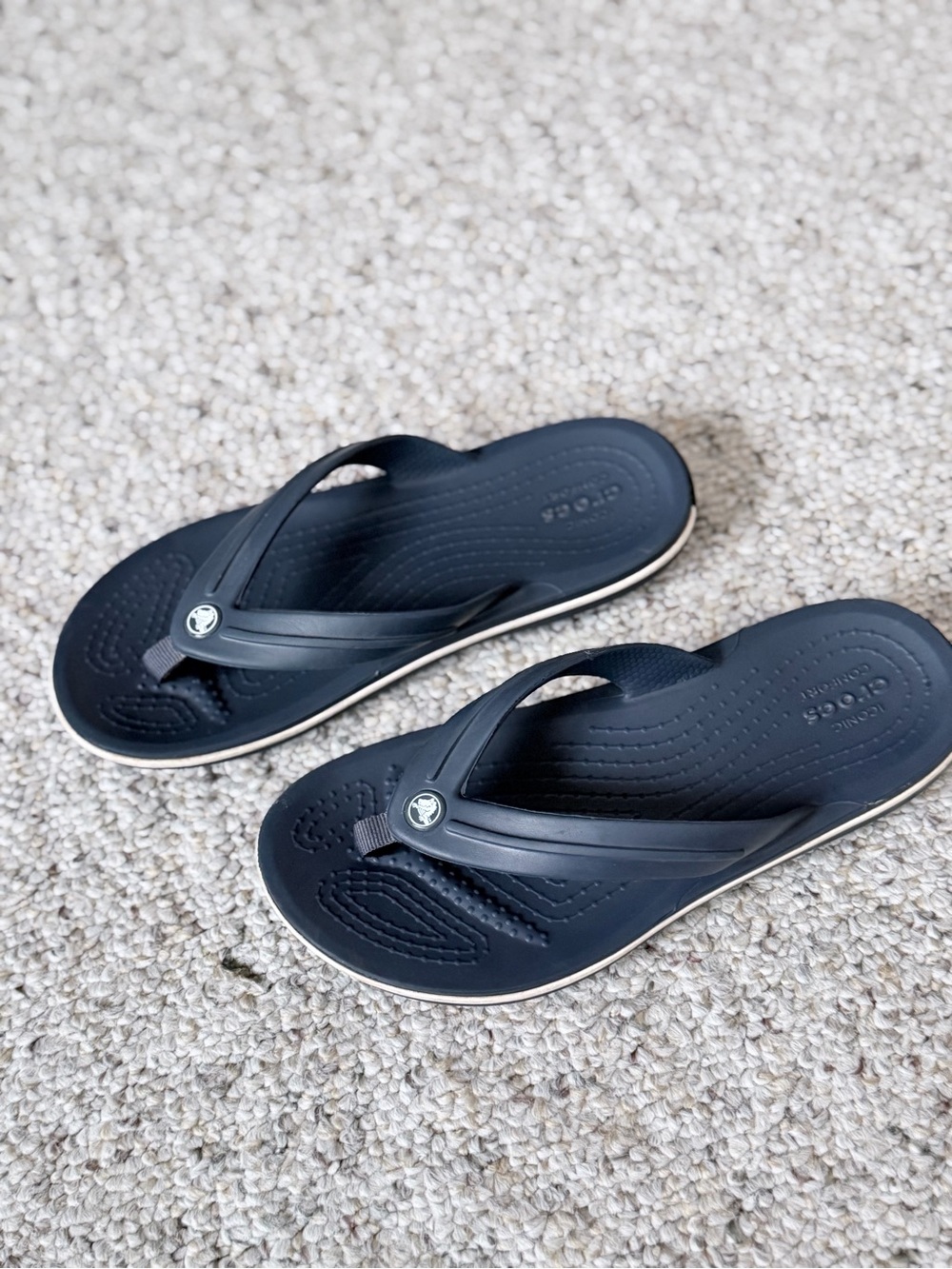 CROCS Juniors Dark Blue Flip Flop Sandals with White Trim | Size J3